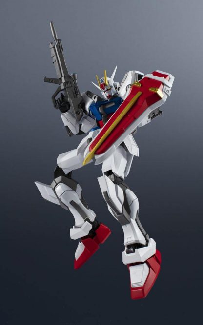 Gundam Universe Mobile Suit Gundam GAT-X105 Strike Gundam Action Figure-24115