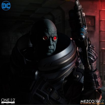 Mezco One:12 Collective Mr Freeze Deluxe Action Figure-24239