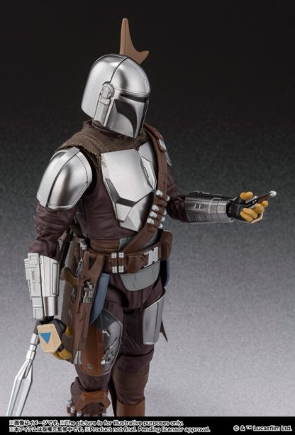 Star Wars S.H Figuarts The Mandalorian In Beskar Armour Action Figure-24699