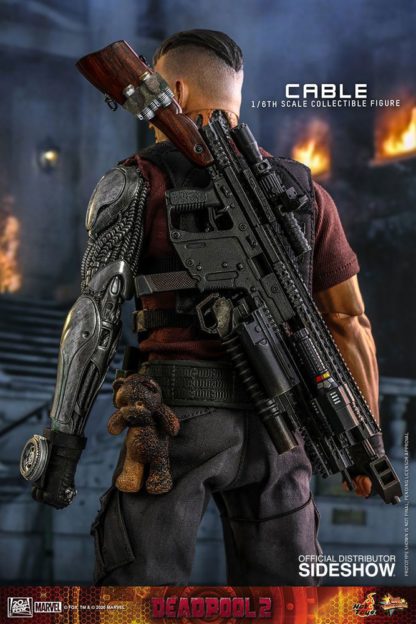 Hot Toys Cable 1/6th Scale Action Figure