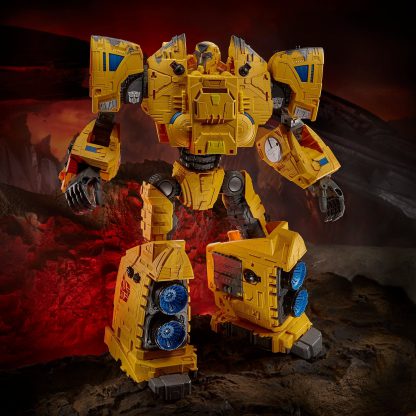 Transformers Kingdom Titan Class Ark