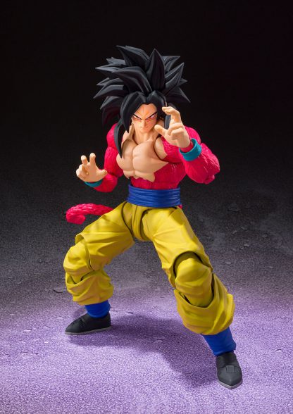 Dragonball GT S.H. Figuarts Super Saiyan 4 Son Goku Action Figure