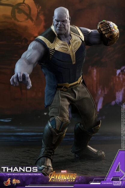 Hot Toys Avengers Infinity War Thanos 1/6 Scale Figure