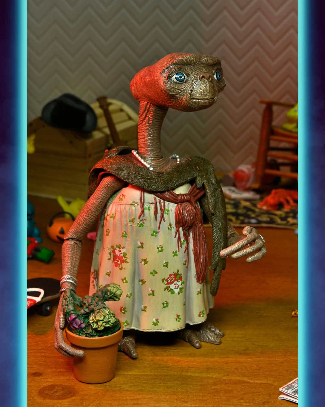 E.T. The Extra-Terrestrial 40th Anniversary Ultimate Dress Up E.T.