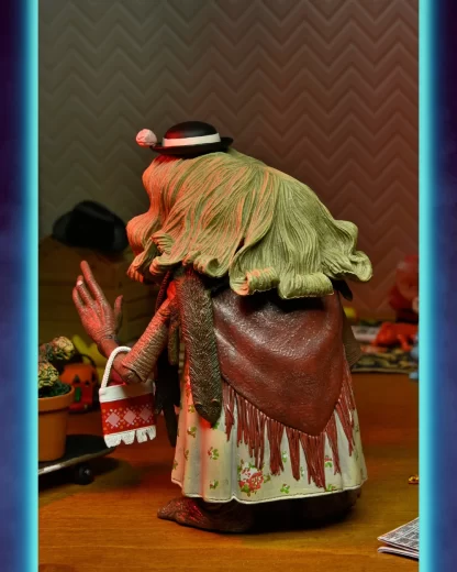 E.T. The Extra-Terrestrial 40th Anniversary Ultimate Dress Up E.T. 7" Scale Action Figure