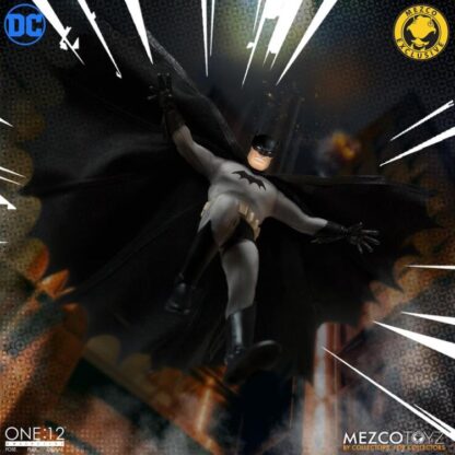 Mezco One:12 Collective Golden Age Batman : Caped Crusader Exclusive Edition