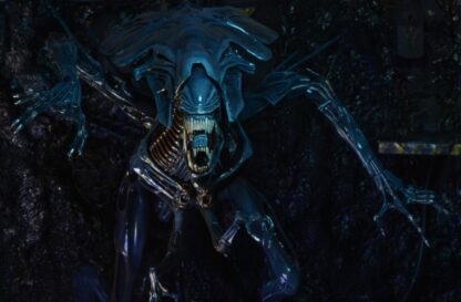 NECA Alien Queen Deluxe Action Figure