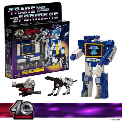 Transformers 40th Anniversary G1 Soundwave and Laserbeak