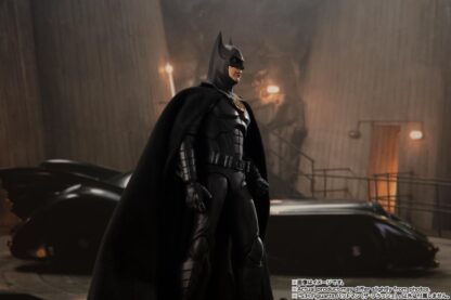 Bandai S.H.Figuarts The Flash Batman ( Keaton )