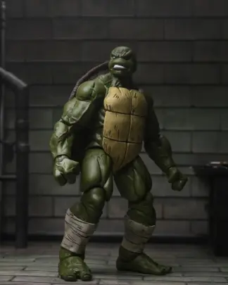 NECA Teenage Mutant Ninja Turtles The Last Ronin ( Battle Damaged ) Action Figure