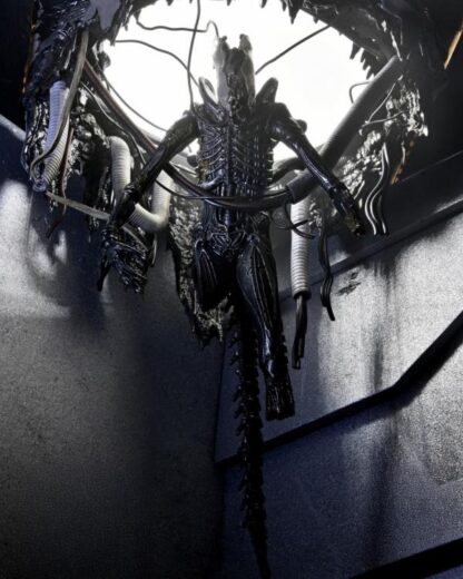 NECA Alien Romulus Suspended Lab Xenomorph  XX121 Action Figure